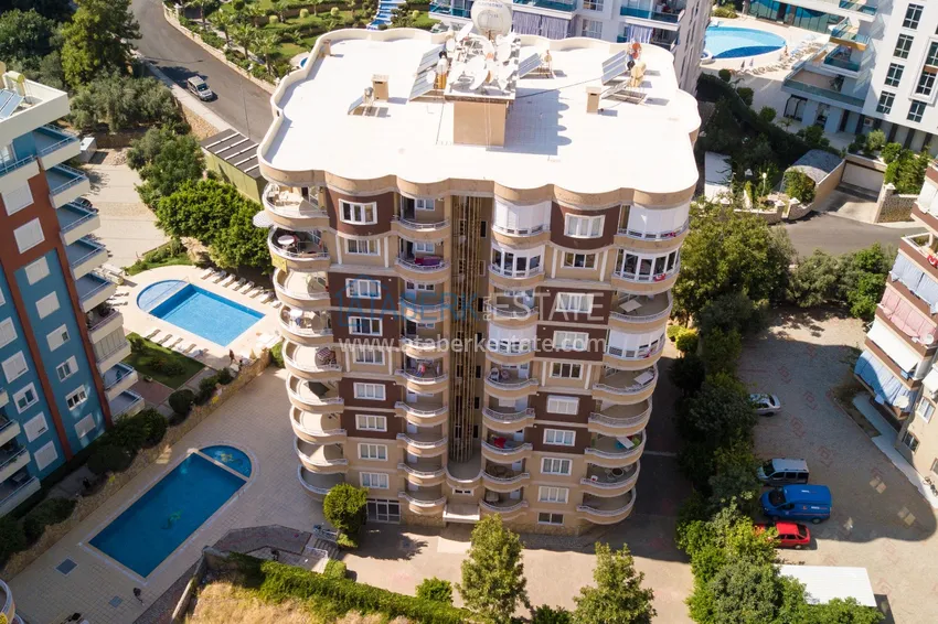 Квартира в районе Тосмур, трехкомнатная с мебелью 2 
