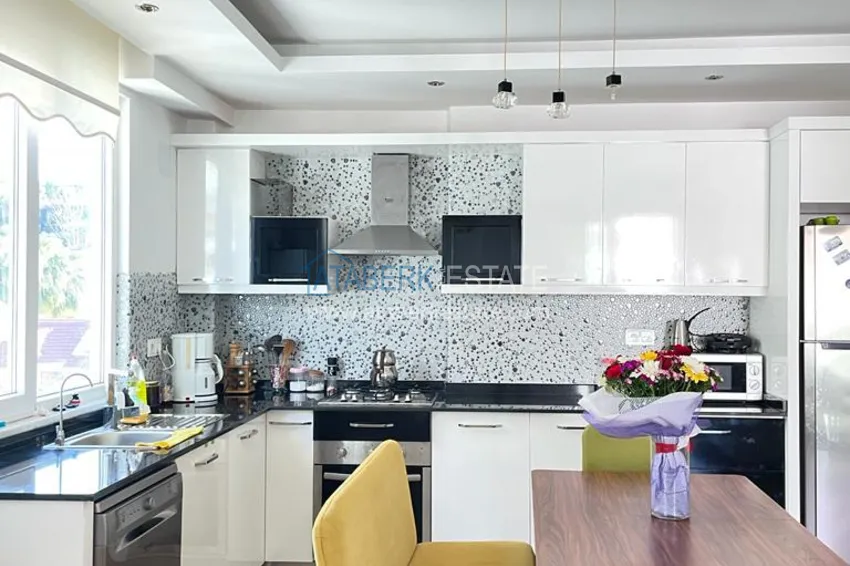 Приобрести Пентхаус-дуплекс в районе Кестель с мебелью в комплексе на берегу горной реки 3 