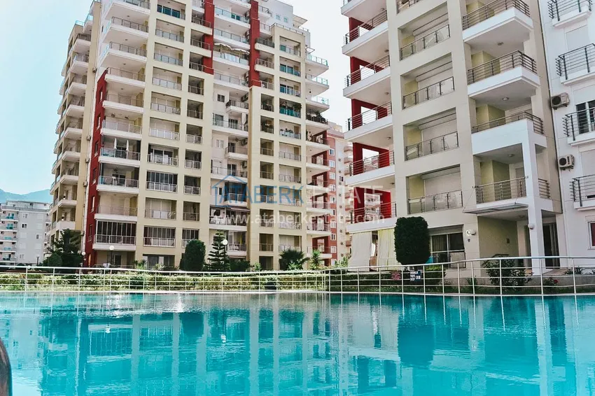 Квартира в Махмутларе с мебелью отдельной кухней и видом на море 3 