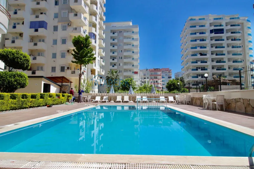 Квартира с мебелью и частичным видом на море в Махмутларе 3 