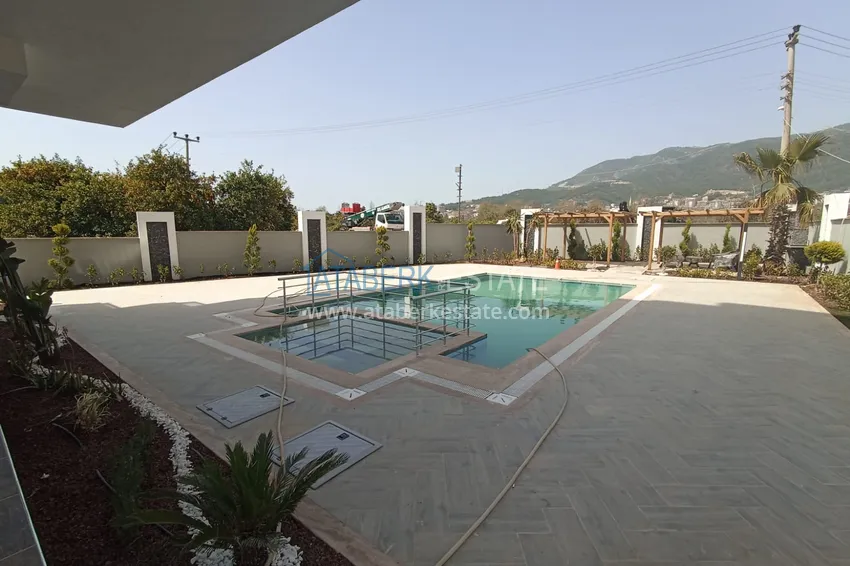 Квартира в Алании район Оба с чистовой отделкой в новостройке 2 