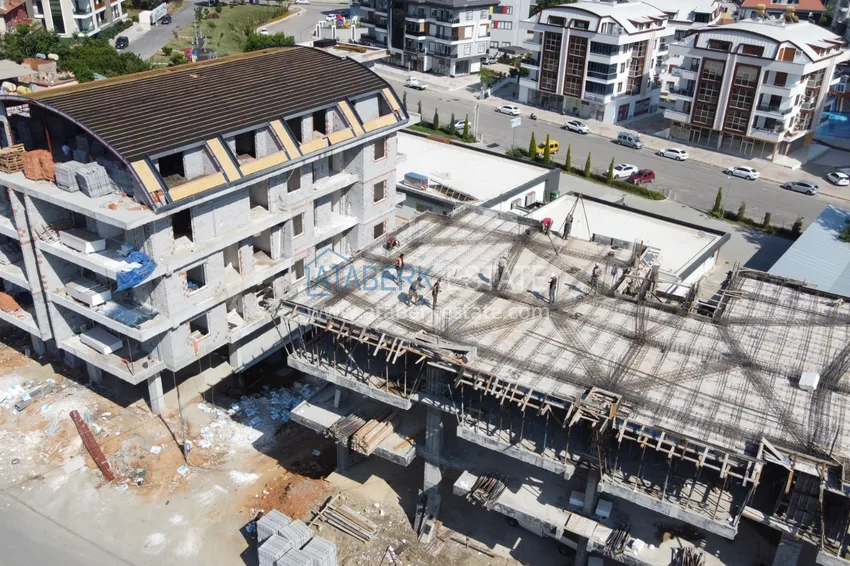 Квартиры и пентхаусы в Алании, район Оба от инвестора с рассрочкой в строящемся комплексе 8 