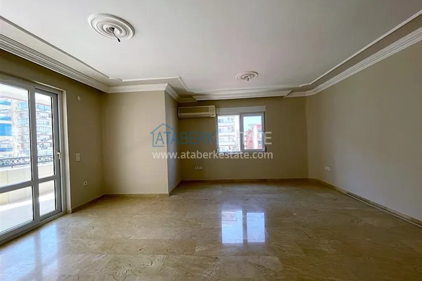 Приобрести Квартиры в районе Махмутлар в комфортабельном жилом комплексе 22