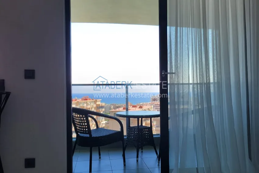 Приобрести Пентхаус-дуплекс в Махмутларе меблированный с видом на море 4 