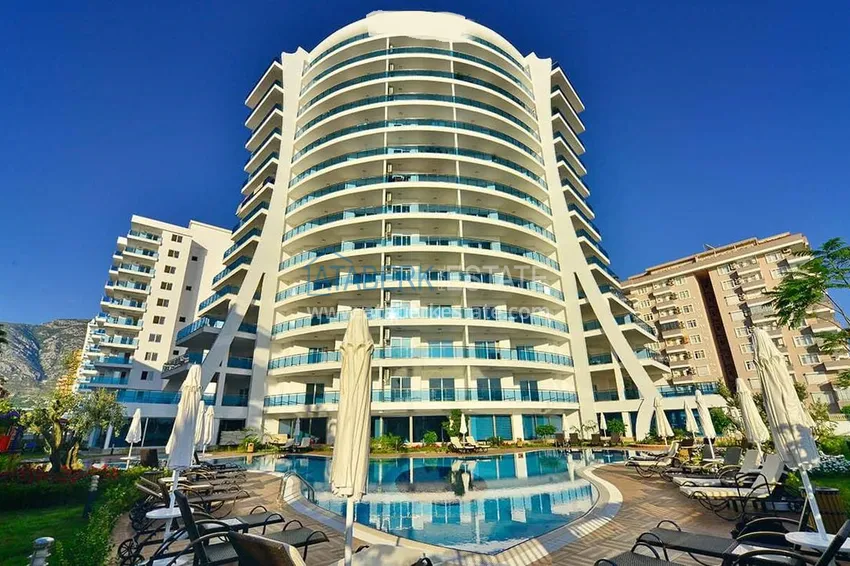 Квартира в Махмутларе с мебелью в комплексе премиум класса, на первой линии 7