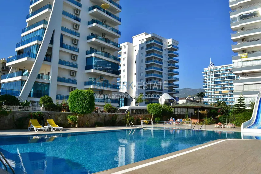 Квартира в Махмутларе с мебелью и отдельной кухней в комплексе на первой береговой 6 