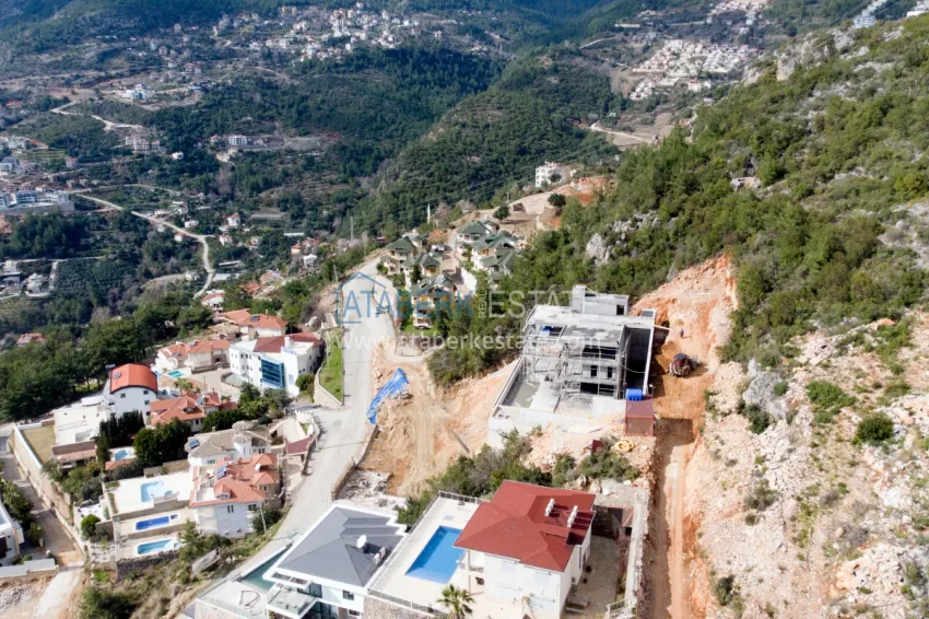 Частная вилла от застройщика в Алании район Бекташ  16 