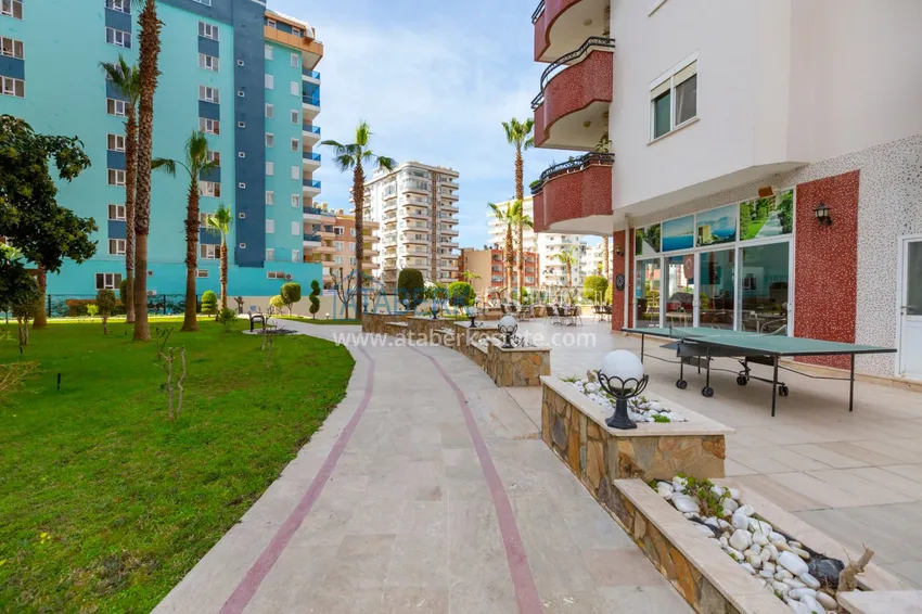 Квартиры в районе Махмутлар в комфортабельном жилом комплексе 7