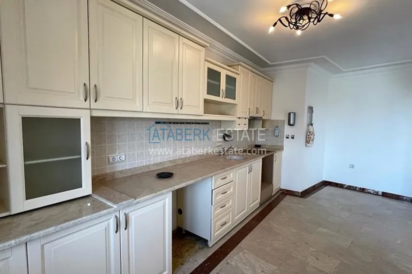 Приобрести Квартиры в районе Махмутлар в комфортабельном жилом комплексе 7