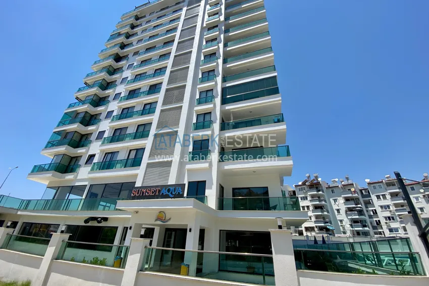 Квартира в Махмутларе с мебелью в комплексе на первой линии от моря 7 