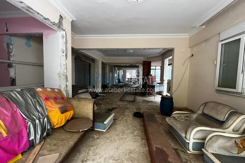 Приобрести Коммерческая недвижимость под любой вид деятельности в самом центре Аланьи 1 