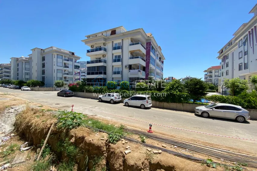 Квартиры и пентхаусы от инвестора в районе Кестель в строящемся бутик-комплексе 8 