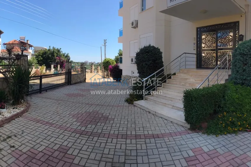 Квартира в районе Оба с мебелью и панорамным видом в комфортабельном комплексе 8 