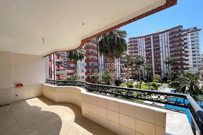 Приобрести Квартиры в районе Махмутлар в комфортабельном жилом комплексе 26