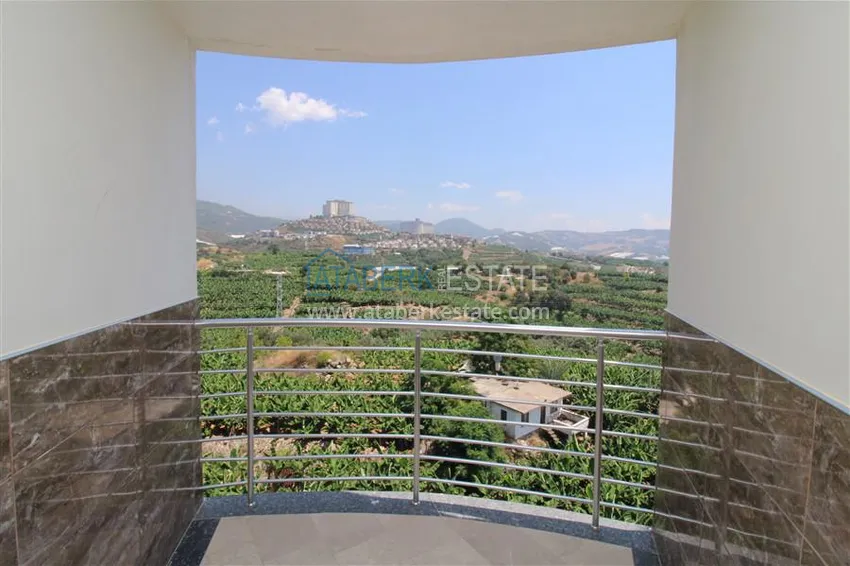 Пентхаус-дуплекс в Махмутларе с мебелью и видом на море и горы 13 