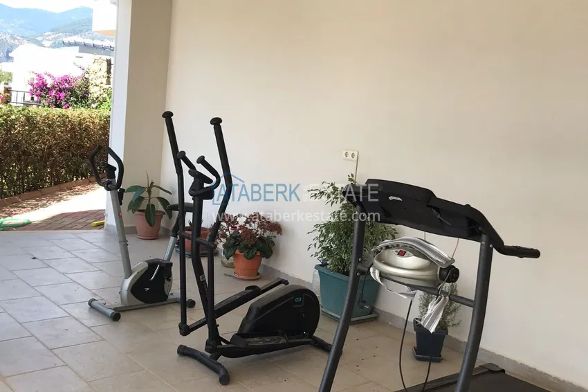 Квартира в районе Оба с мебелью и панорамным видом в комфортабельном комплексе 9 