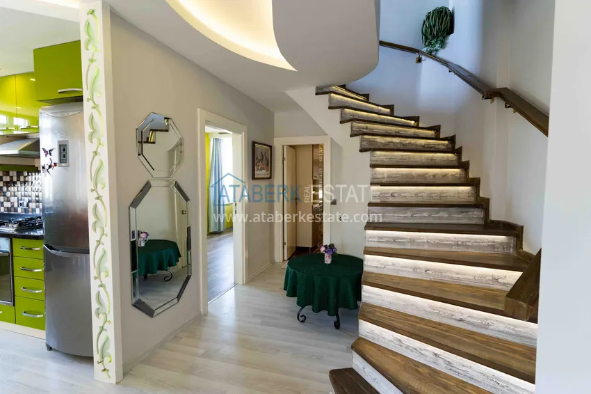 Приобрести Дуплекс меблированный с авторским ремонтом, личной сауной и видом на море  4 