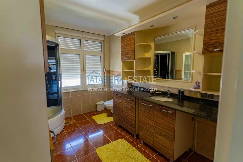 Приобрести Дуплекс меблированный с авторским ремонтом, личной сауной и видом на море  10 