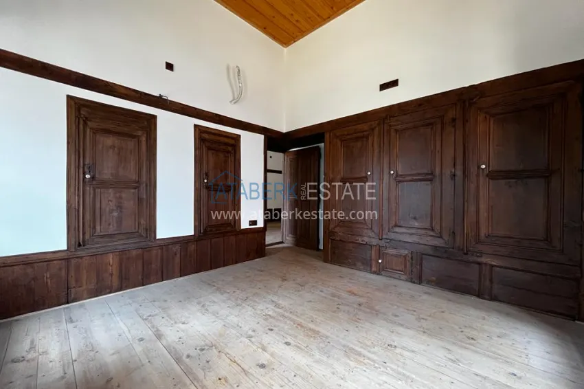 Приобрести Уникальный исторический особняк в центре Аланьи  20 