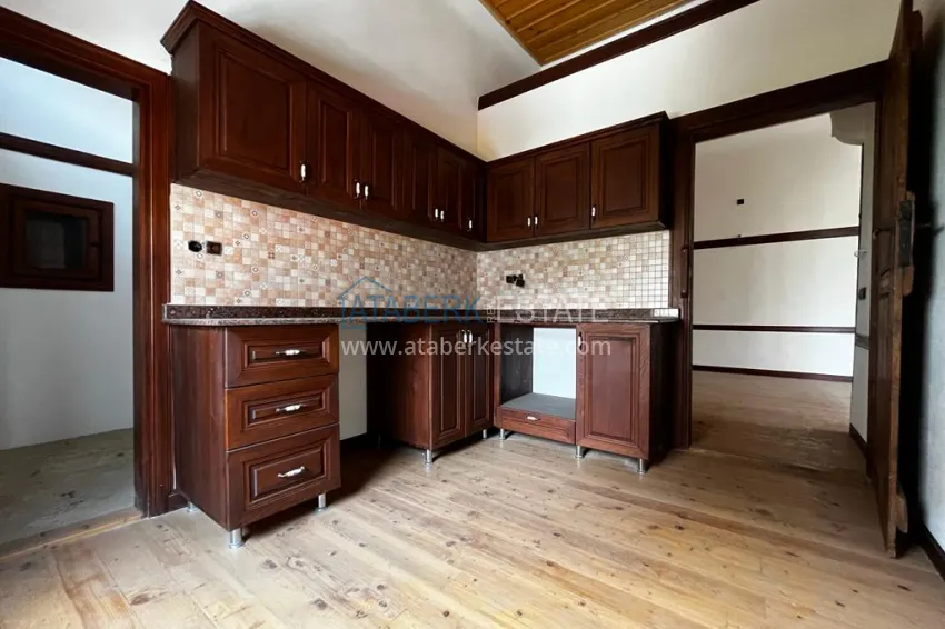 Приобрести Уникальный исторический особняк в центре Аланьи  25 