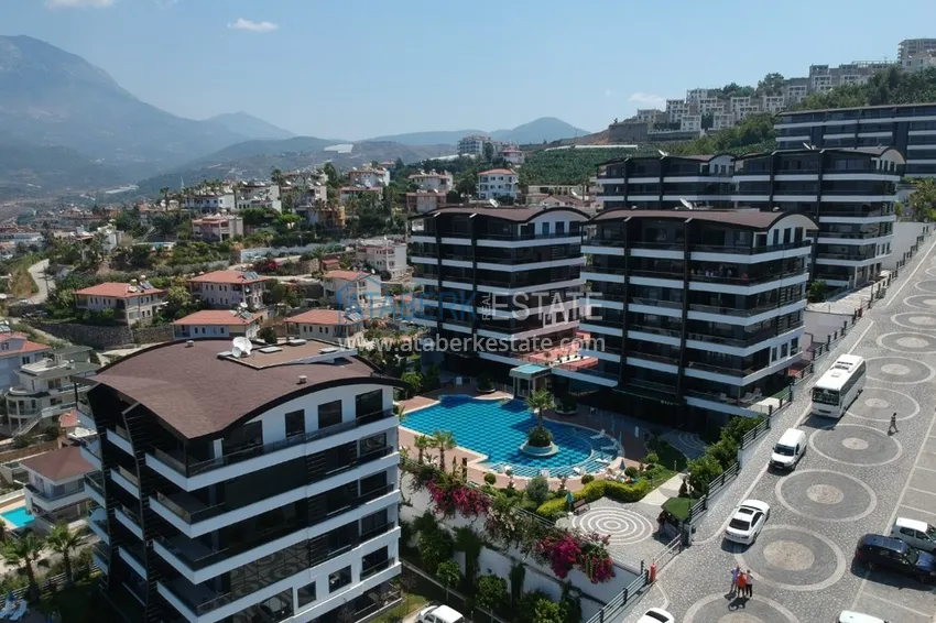 Квартира в Каргыджаке с мебелью, застекленным балконом и видом на море 1 