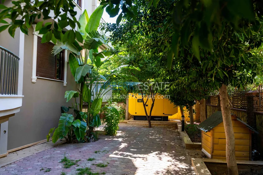 Квартира в центре Алании – район пляжа Клеопатра с 3 спальнями и отдельной кухней 15