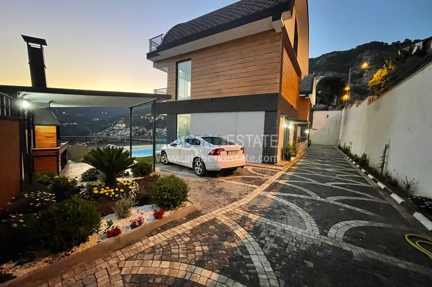 Люксовые виллы от застройщика в Алании – район Бекташ 14 