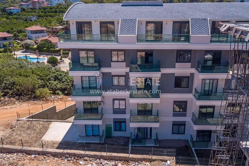 Квартира в районе Оба двухкомнатная, с новой мебелью и видом на море 11