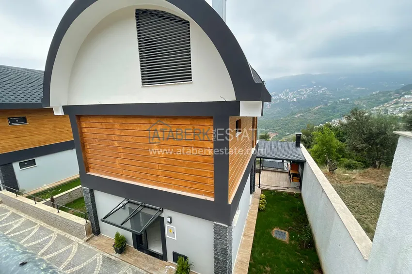 Люксовые виллы от застройщика в Алании – район Бекташ 19 