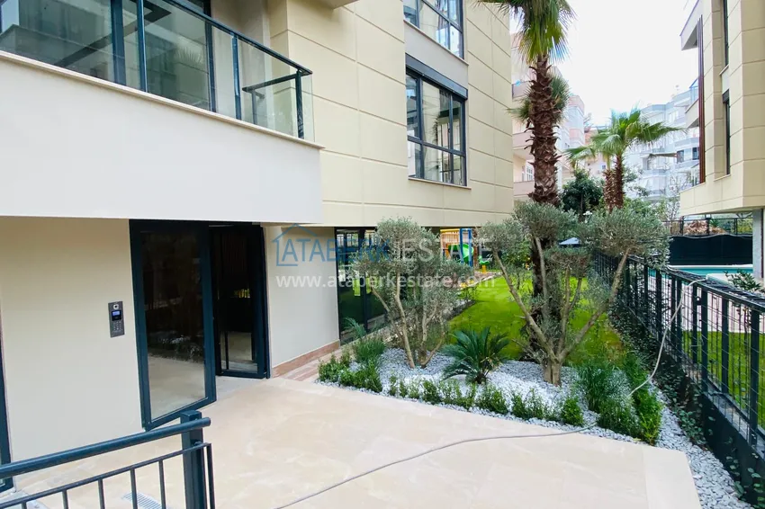 В центре Алании на долгосрочную аренду сдаётся двухкомнатная квартира. Максимум 3 человека А1 5