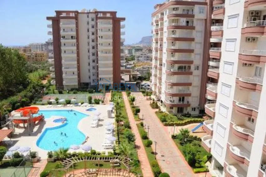 Двухуровневый пентхаус в районе Тосмур с мебелью, видом на море и горы 1 