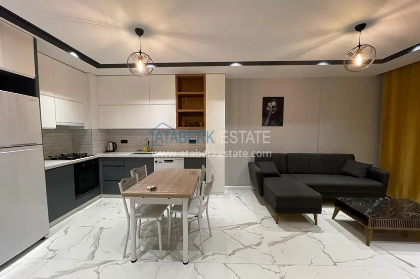 Приобрести В центре Алании на долгосрочную аренду сдаётся двухкомнатная квартира. Максимум 3 человека А1 1