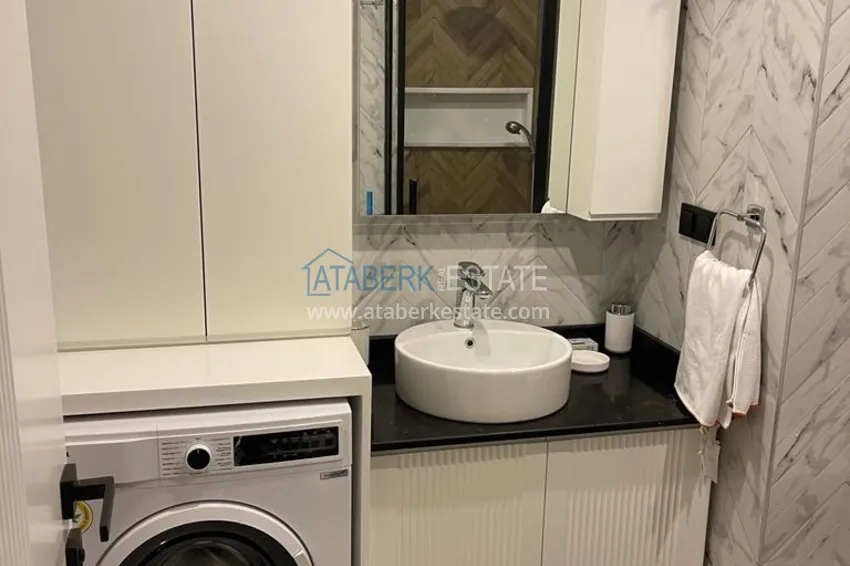 Приобрести В центре Алании на долгосрочную аренду сдаётся двухкомнатная квартира. Максимум 3 человека А1 22