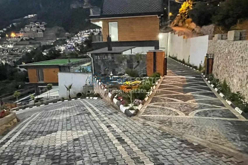 Люксовые виллы от застройщика в Алании – район Бекташ 55 