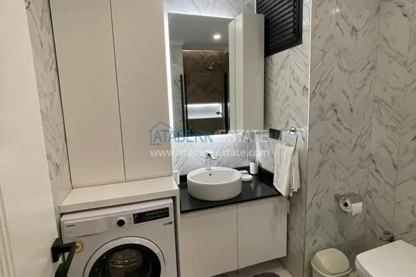 Приобрести В центре Алании на долгосрочную аренду сдаётся двухкомнатная квартира. Максимум 3 человека А1 26