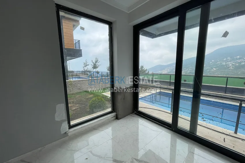 Приобрести Люксовые виллы от застройщика в Алании – район Бекташ 3 