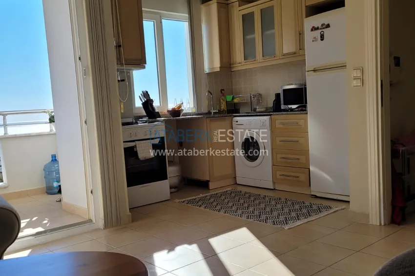 Приобрести Квартира в центре Алании с мебелью, панорамным видом на море и историческую крепость 2