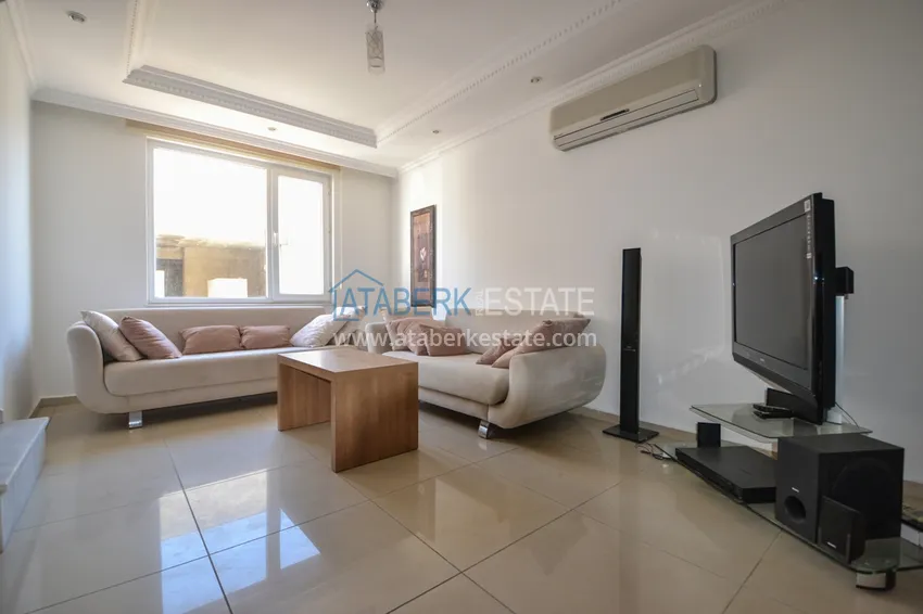 Приобрести Квартира - дуплекс в центре Алании с мебелью, личной сауной и видом на море 3