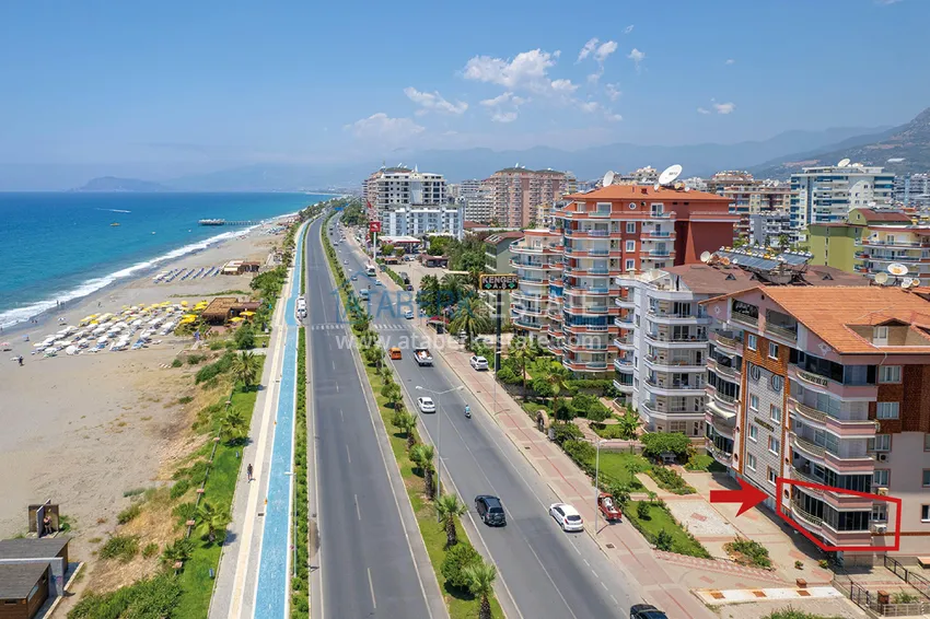 Квартира в Махмутларе с оригинальным дизайнерским интерьером и прямым видом на море 3