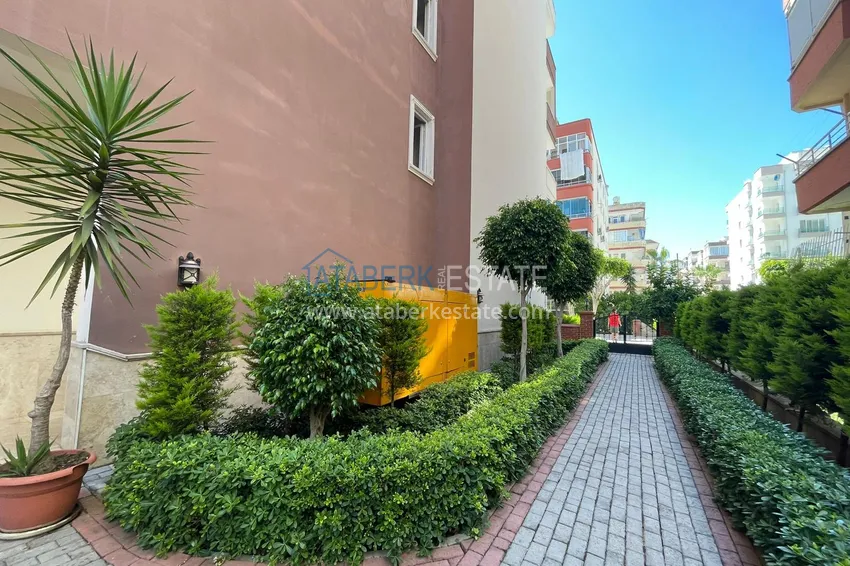 Квартира двухкомнатная с мебелью в комплексе рядом с морем в Махмутларе 3