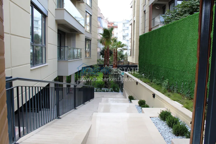 В центре Алании на долгосрочную аренду сдаётся двухкомнатная квартира. Максимум 3 человека А1 3