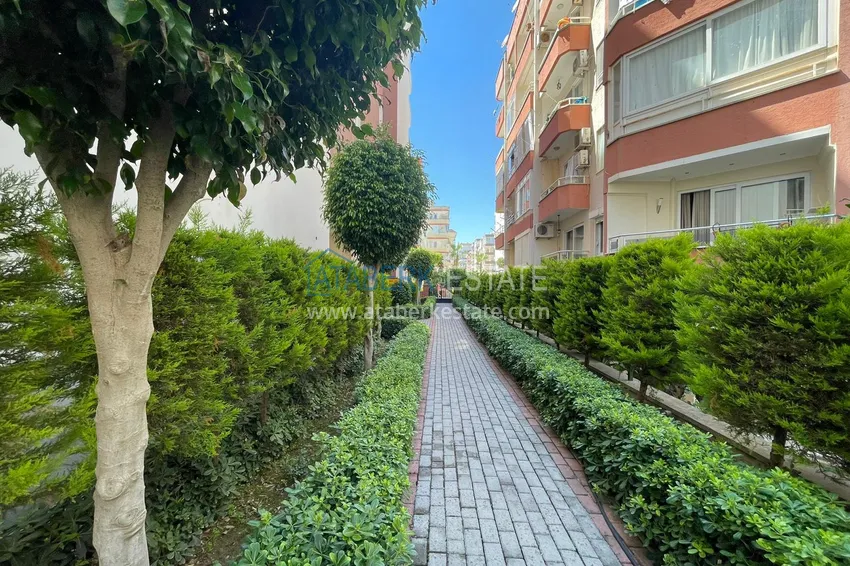 Квартира двухкомнатная с мебелью в комплексе рядом с морем в Махмутларе 4