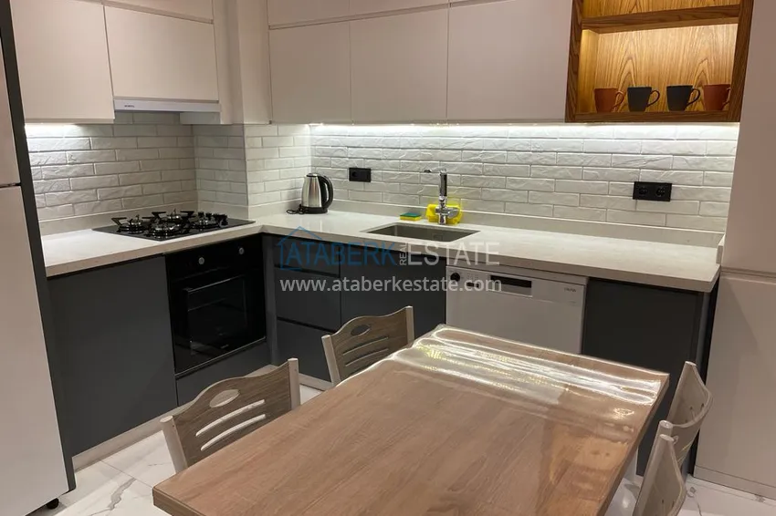 Приобрести В центре Алании на долгосрочную аренду сдаётся двухкомнатная квартира. Максимум 3 человека А1 4