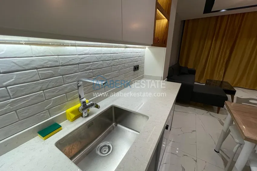 Приобрести В центре Алании на долгосрочную аренду сдаётся двухкомнатная квартира. Максимум 3 человека А1 5