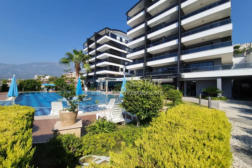 Квартира в Каргыджаке с мебелью, застекленным балконом и видом на море 5 