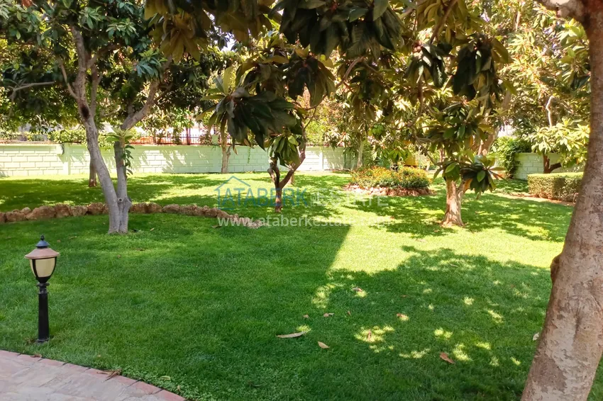 Квартира в районе Оба с мебелью в комфортабельном комплексе 5 