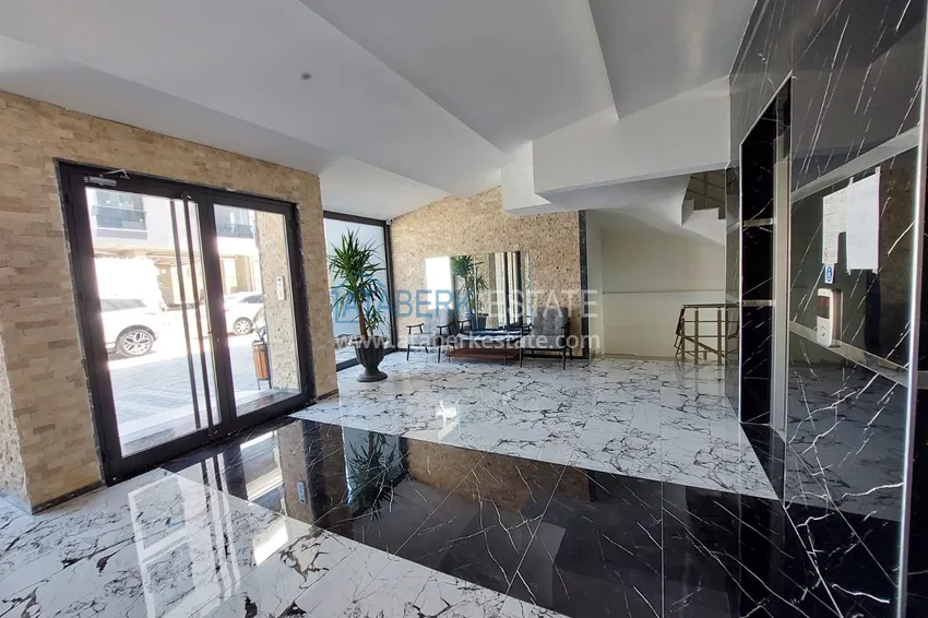 Квартира в Махмутларе в новостройке трехкомнатная с мебелью 7