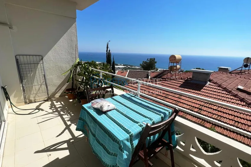 Приобрести Двухэтажная вилла в районе Демирташ с садиком и великолепным видом на море 7 