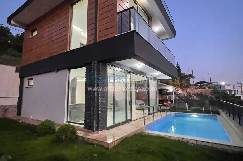 Люксовые виллы от застройщика в Алании – район Бекташ 10 