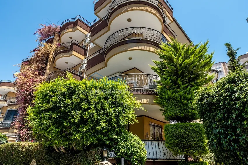 Дуплекс в Алании район Оба меблированный рядом с морем 9